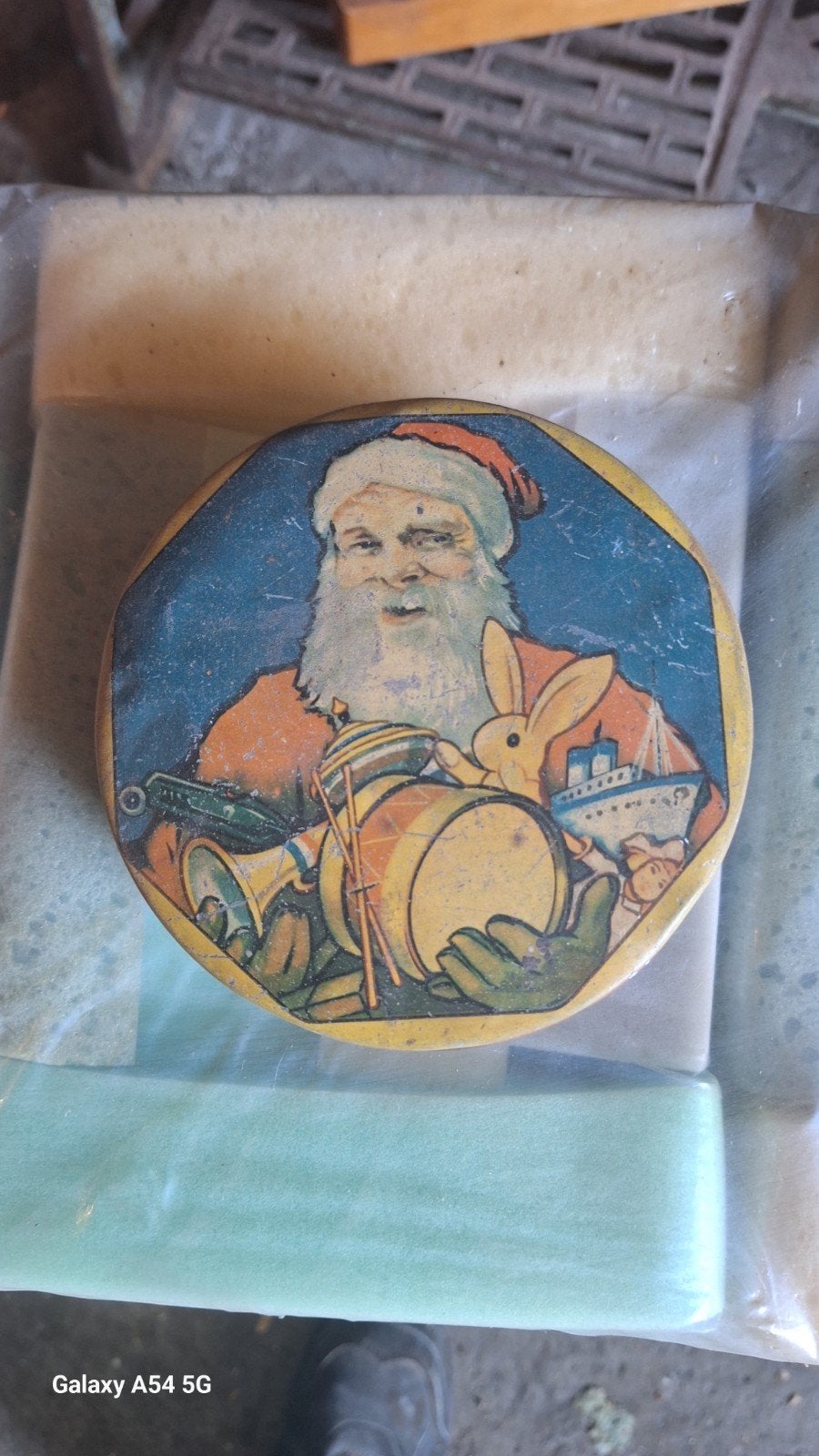 Père Noël en étain ancien, Enlèvement ou Envoi