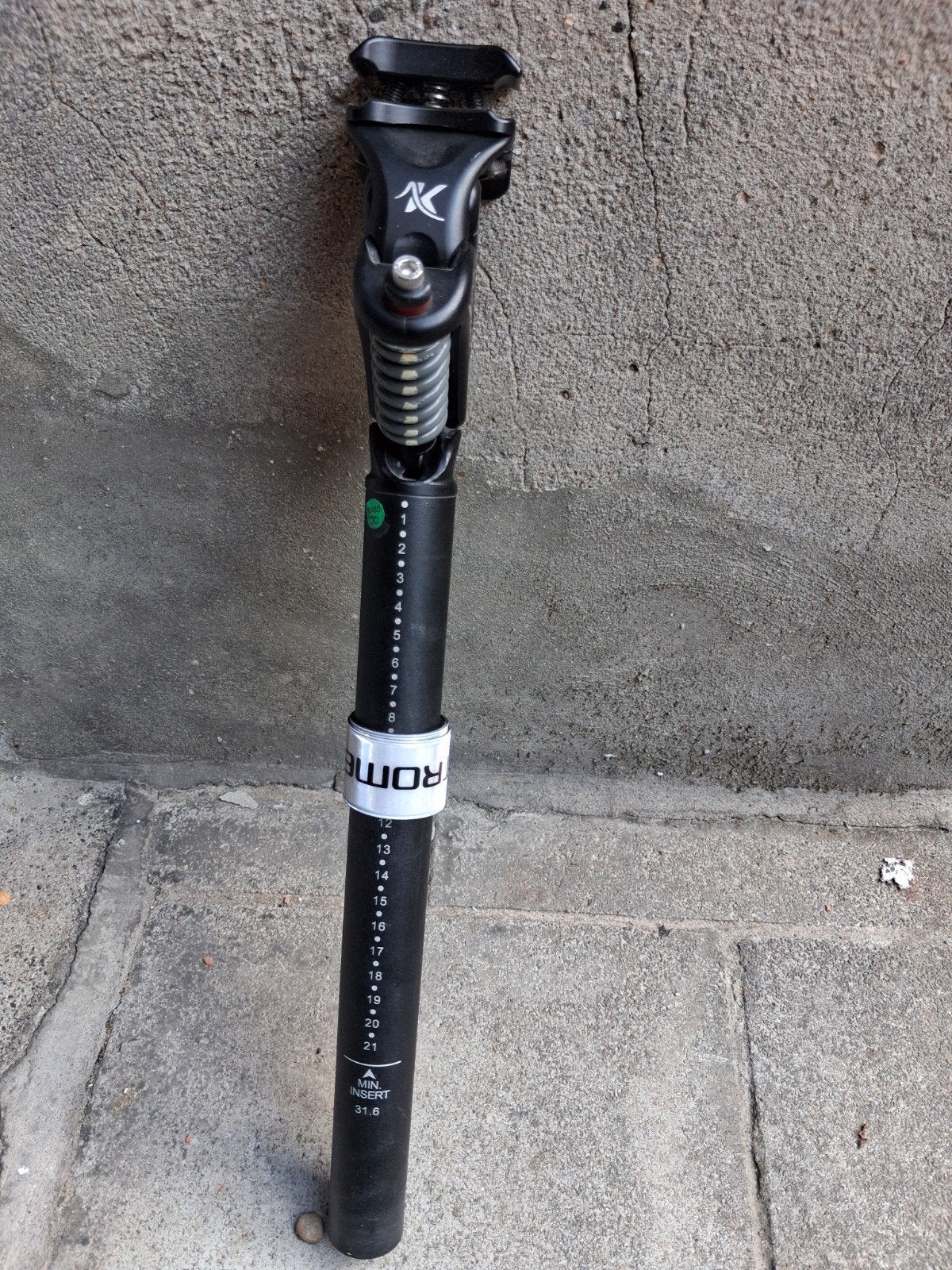 tige a vélo stromer suspension, Ophalen