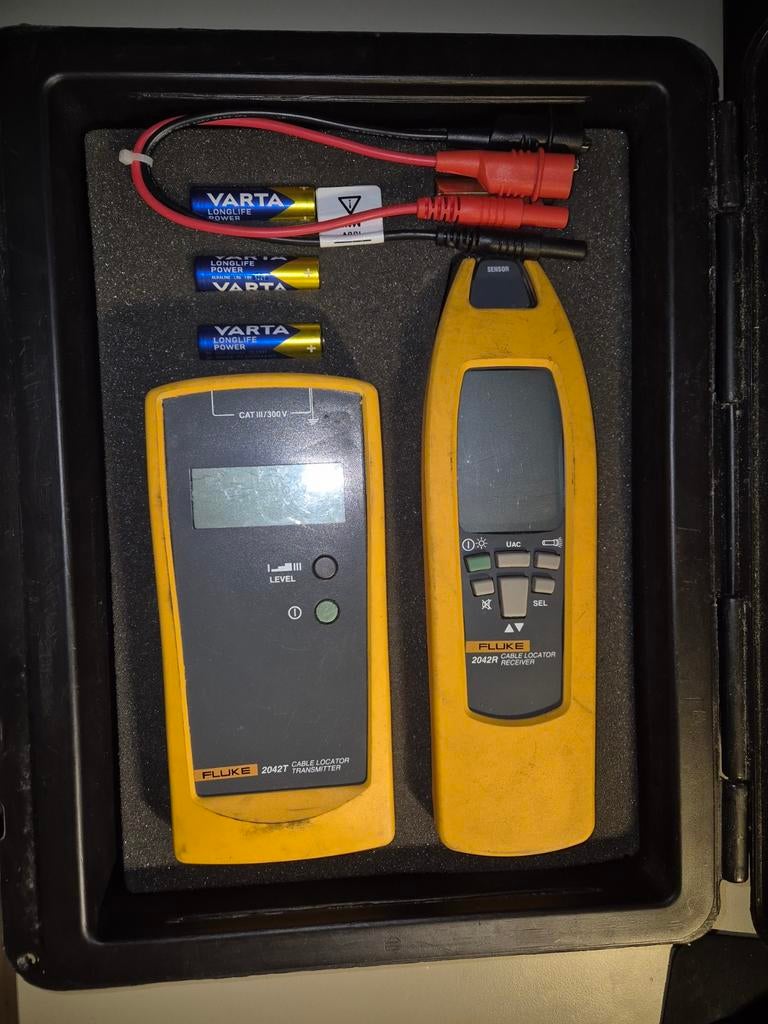 Fluke 2042 Kabel zoeker (Transmitter + Receiver), Ophalen of Verzenden
