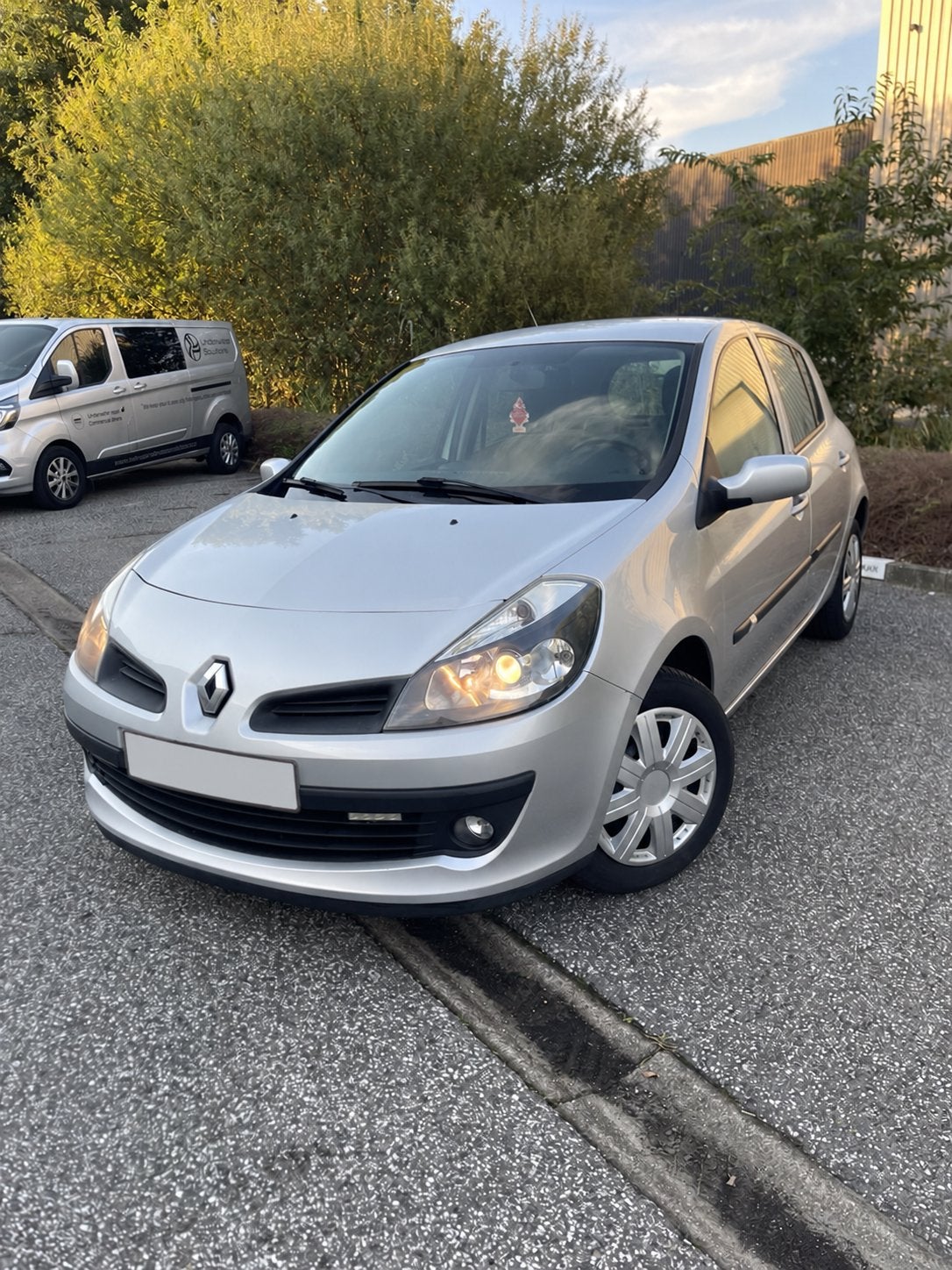 Renault Clio 3 1.5 dCi Expression 5-Deurs, Beige, 5 deurs, Particulier, Euro 4