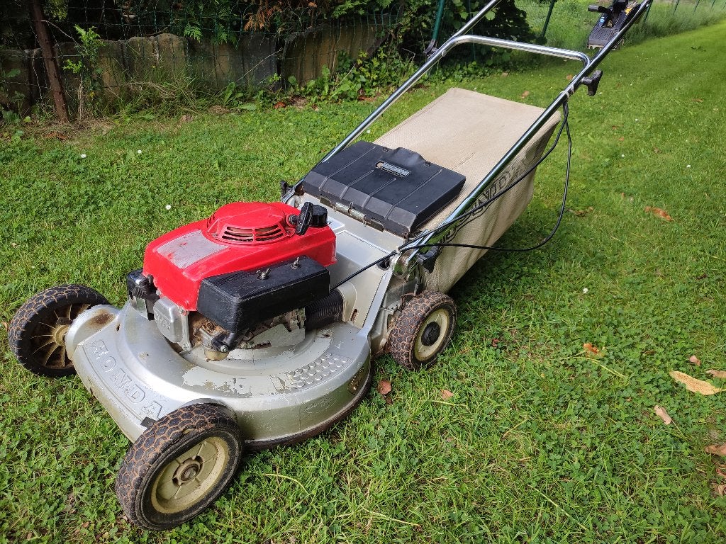 Honda HRA 216 thermisch getrokken grasmaaier, Tuin en Terras, Grasmaaiers, Gebruikt, Benzine-grasmaaier, Mulchfunctie, Opvangbak