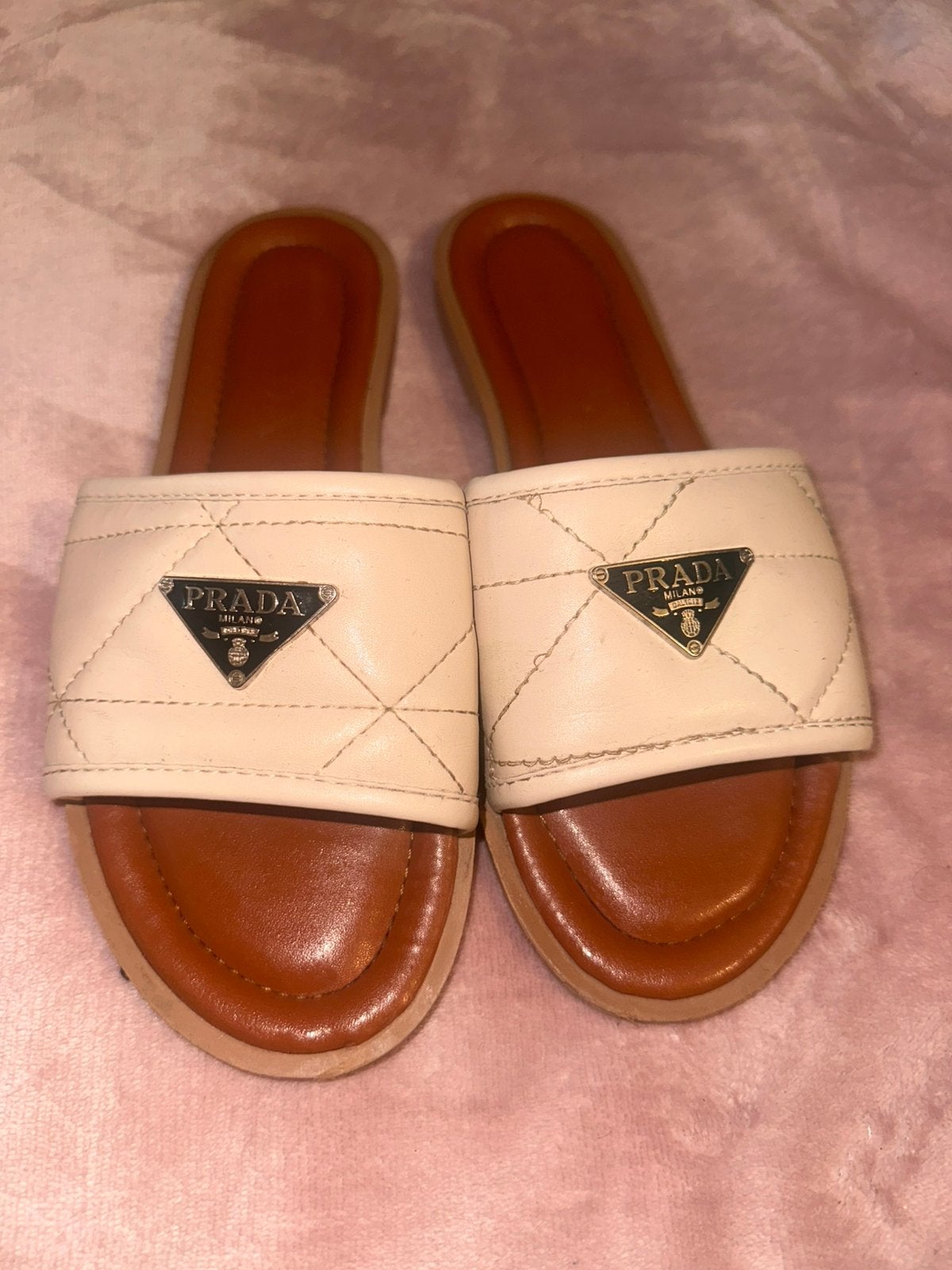 Slippers, Ophalen of Verzenden, Zo goed als nieuw, Slippers