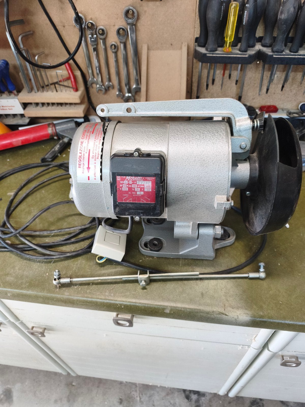 moteur de machine à coudre, Hobby & Loisirs créatifs, Enlèvement, Machine à coudre