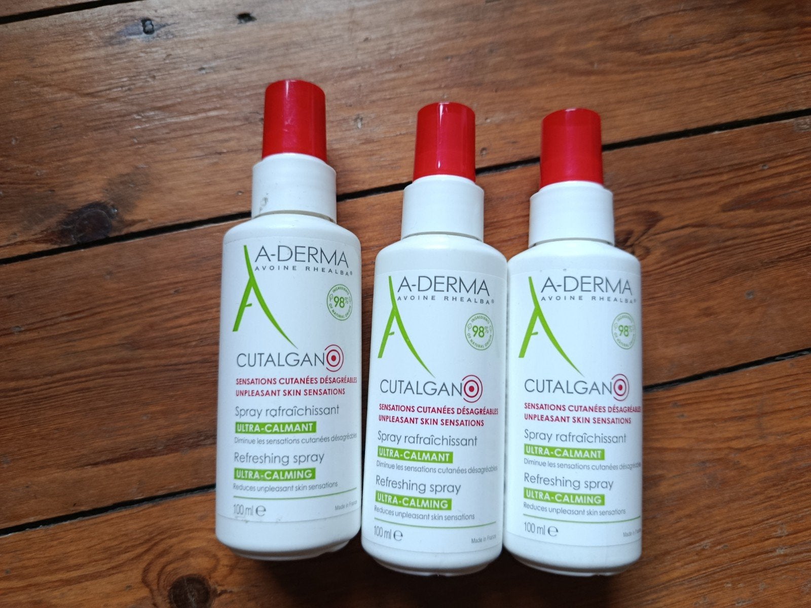 Set van 3 Cutalgan A-Derma, Ophalen of Verzenden, Zo goed als nieuw, Bodylotion, Crème of Olie