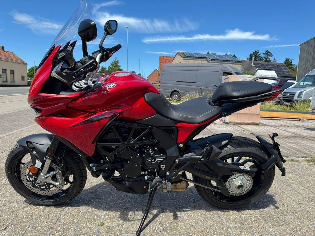 MV Agusta	Turismo Veloce 800 R		Nieuwe moto, Motoren, Nieuw, Bedrijf, Meer dan 35 kW, 800 cc