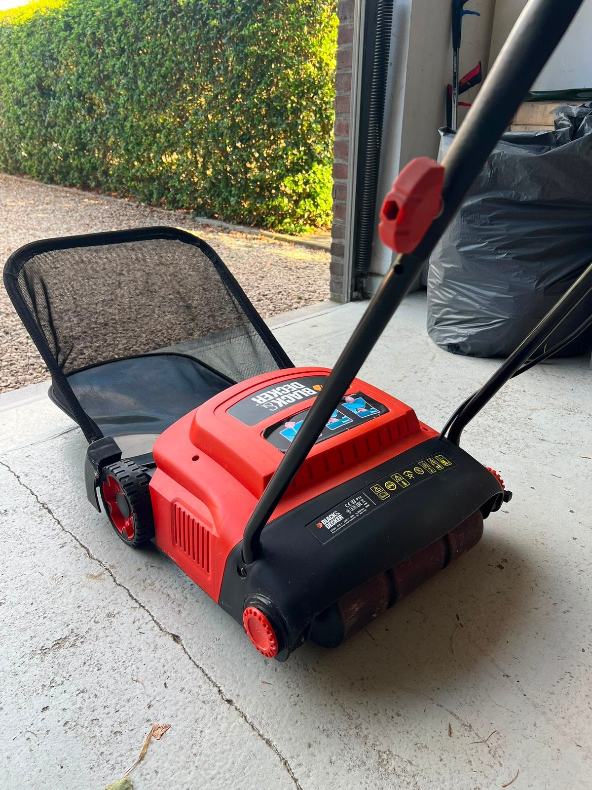 Black&decker verticuteermachine, Ophalen, Zo goed als nieuw, Elektrisch