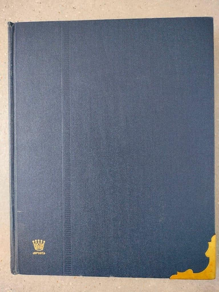 blauw Bristol postzegelalbum met 40 witte pagina's, Postzegels en Munten, Verzenden, Verzamelalbum