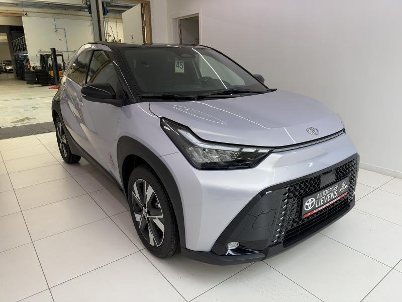 Toyota Aygo 1.5 HYB PULSE, Autos, Argent ou Gris, Achat, Euro 6, Ordinateur de bord