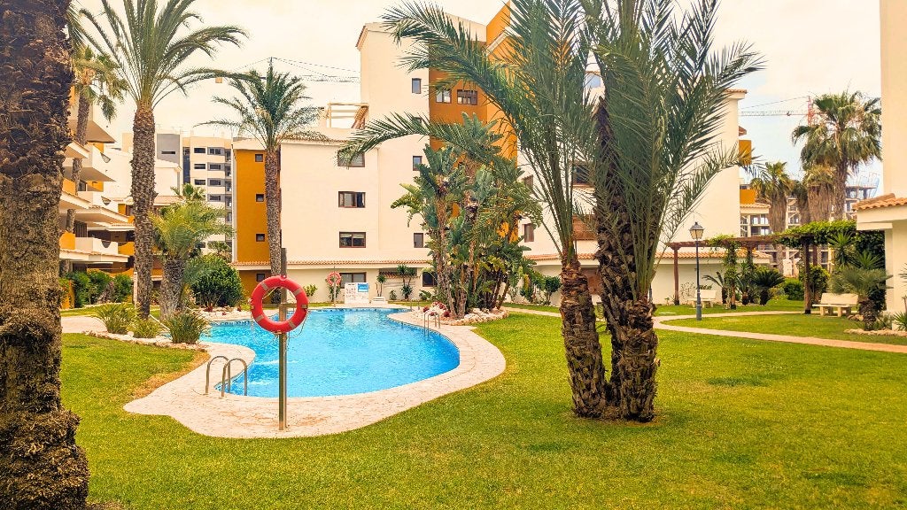 PRACHTIG APPARTEMENT IN PRESTIGIEUZE LA ENTRADA,, Dorp, 119 m², 2 kamers, Appartement