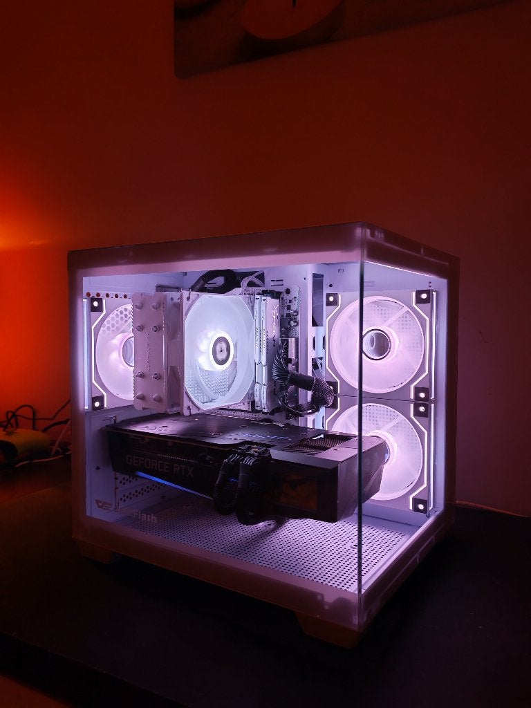 witte gaming pc | RTX 3070, Informatique & Logiciels, Ordinateurs de bureau, 4 Ghz ou plus, Custom build, SSD, Avec carte vidéo