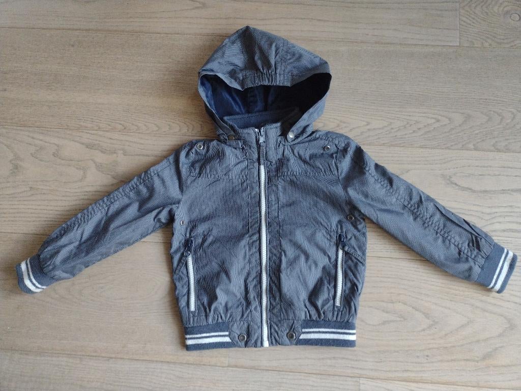 Zomer (regen)jasje maat 92 - In goede staat, Kinderen en Baby's, Kinderkleding | Maat 92, Ophalen, Gebruikt, JBC., Jongen