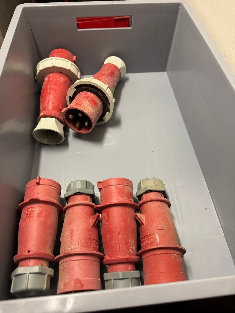 32 amp. stekkers, contra stekkers en wcd's 230 en 400 V, Ophalen of Verzenden, Gebruikt, Overige merken, Installatieautomaat