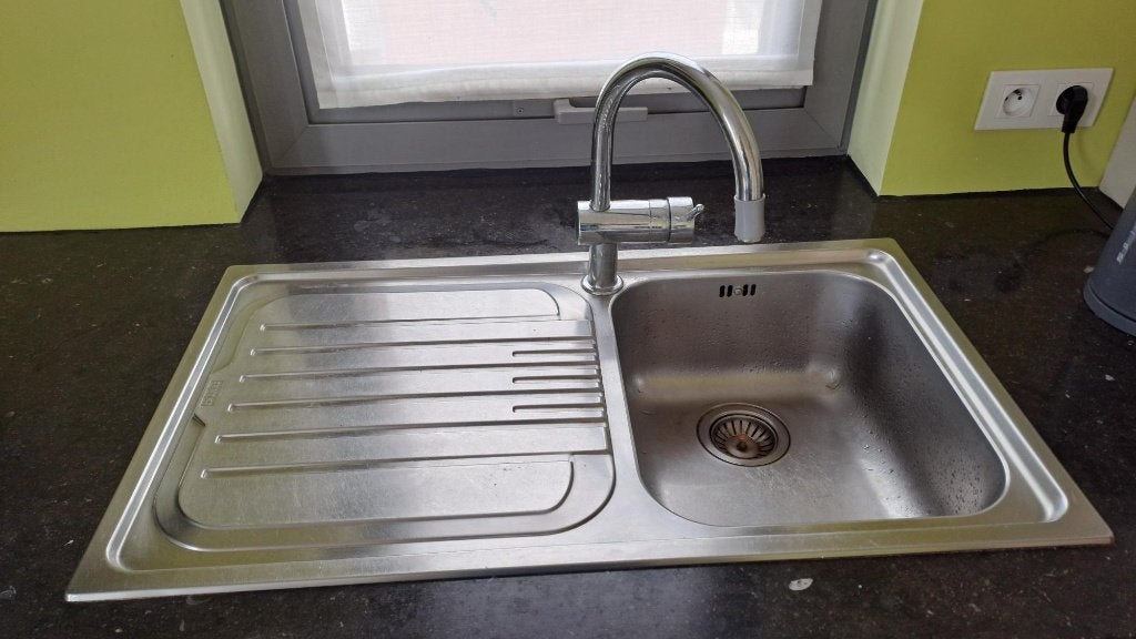 WASBAK MET THERMOSTATISCHE KRAAN, Ophalen, Gebruikt, 50 tot 100 cm, 25 tot 50 cm