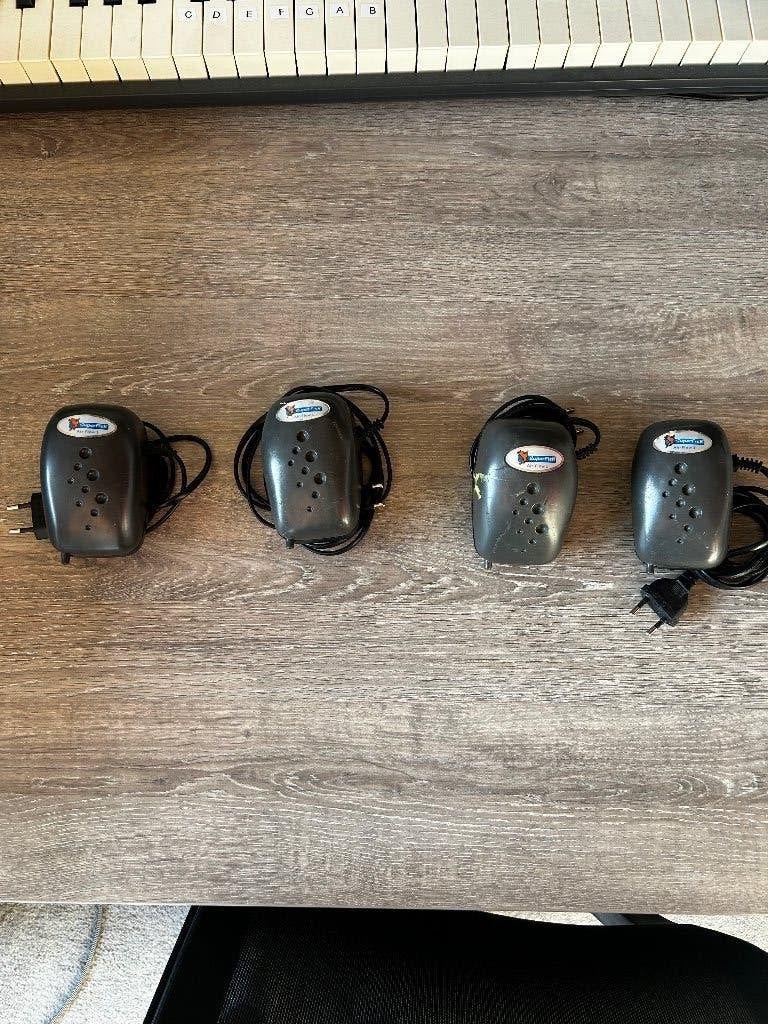4 x SuperFish Air-Flow 1 luchtpomp €20, Ophalen, Superfish