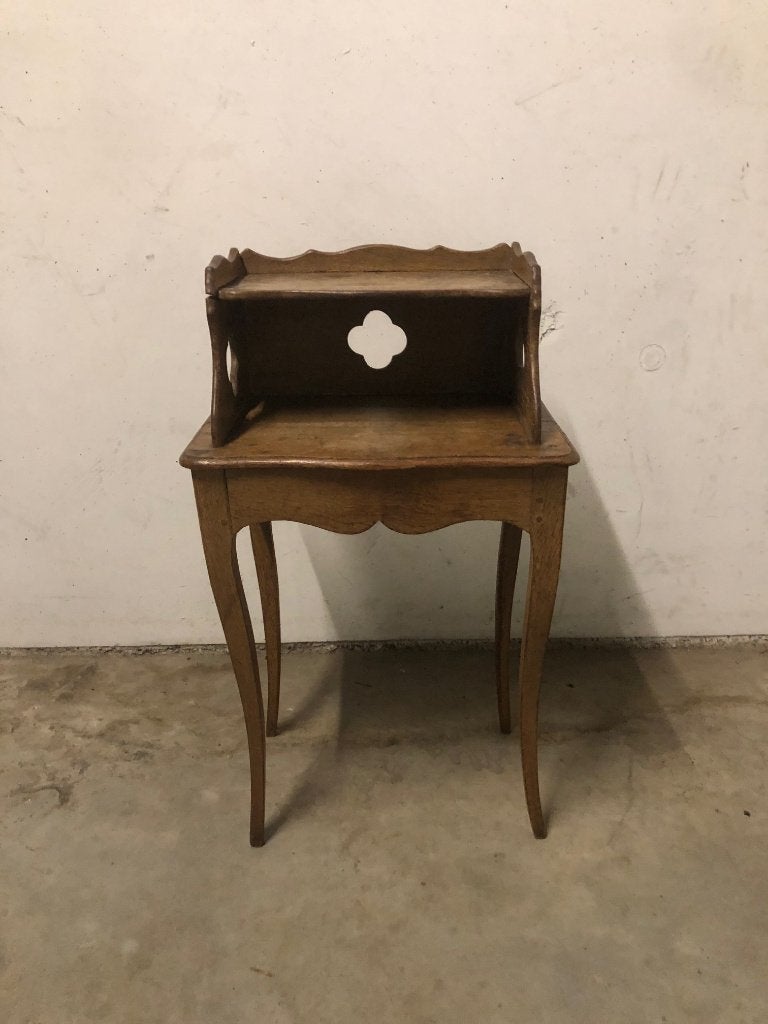 Petite travailleuse/chevet à gradins, Antiquités & Art, Enlèvement