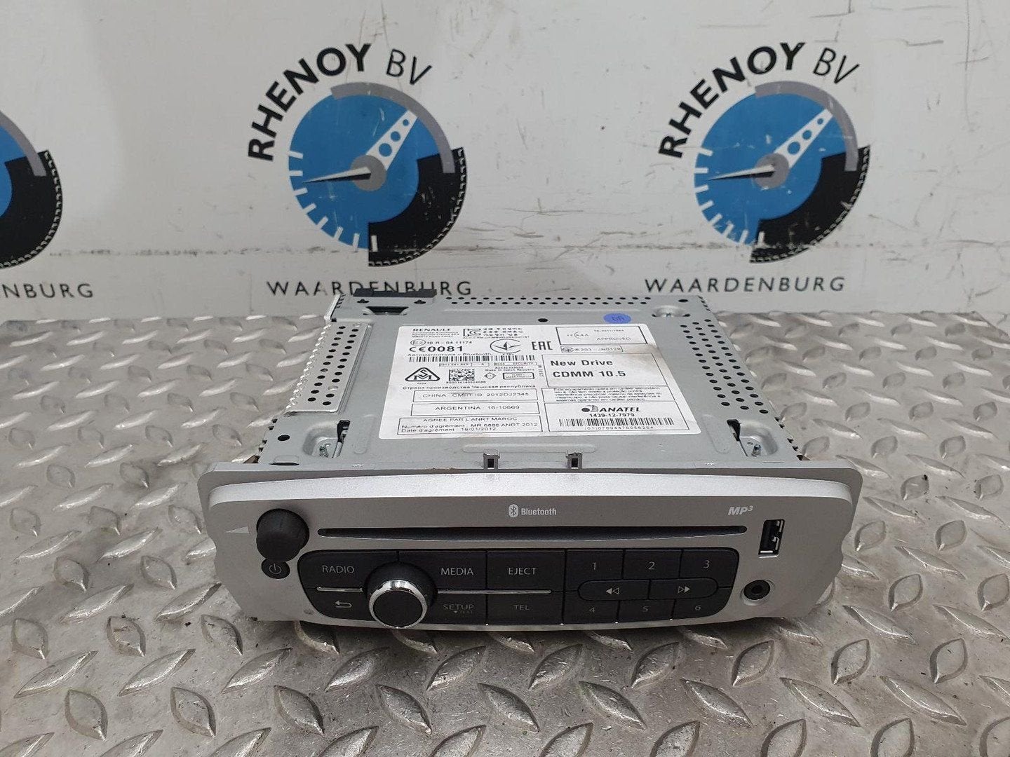 RENAULT MEGANE RADIO 2014, Auto-onderdelen, Ophalen of Verzenden, Gebruikt, Stiba lid
