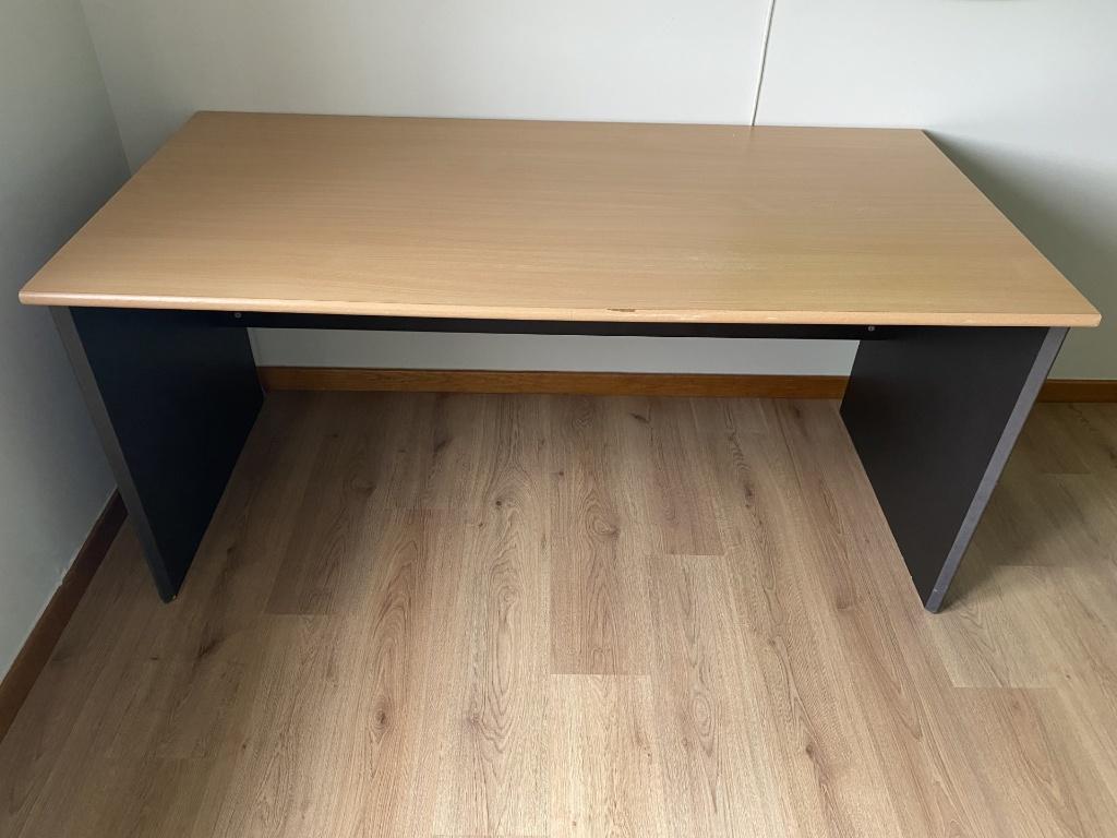 Bureau 160 x 80, Autres types, Utilisé, Bois, Moderne