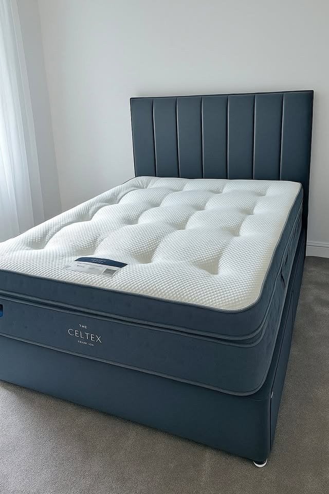 Nouveau lit avec matelas — Disponible immédiatement, Envoi, Neuf, Deux personnes, Autres couleurs