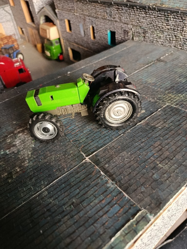 Tracteur Deutz DX110 ou 92 Britains de 1978, Hobby & Loisirs créatifs, Enlèvement ou Envoi, Utilisé, Tracteur et Agriculture, Britains