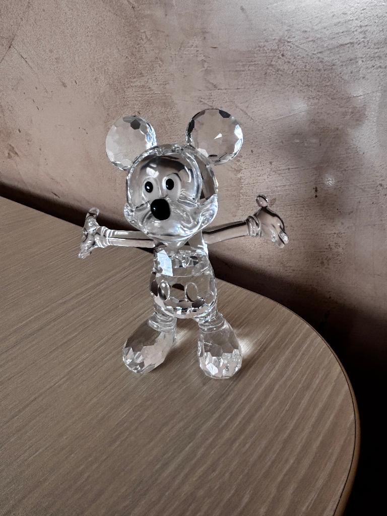 Swarovski Mickey Mouse beeldje als nieuw, Ophalen of Verzenden, Zo goed als nieuw, Figuurtje