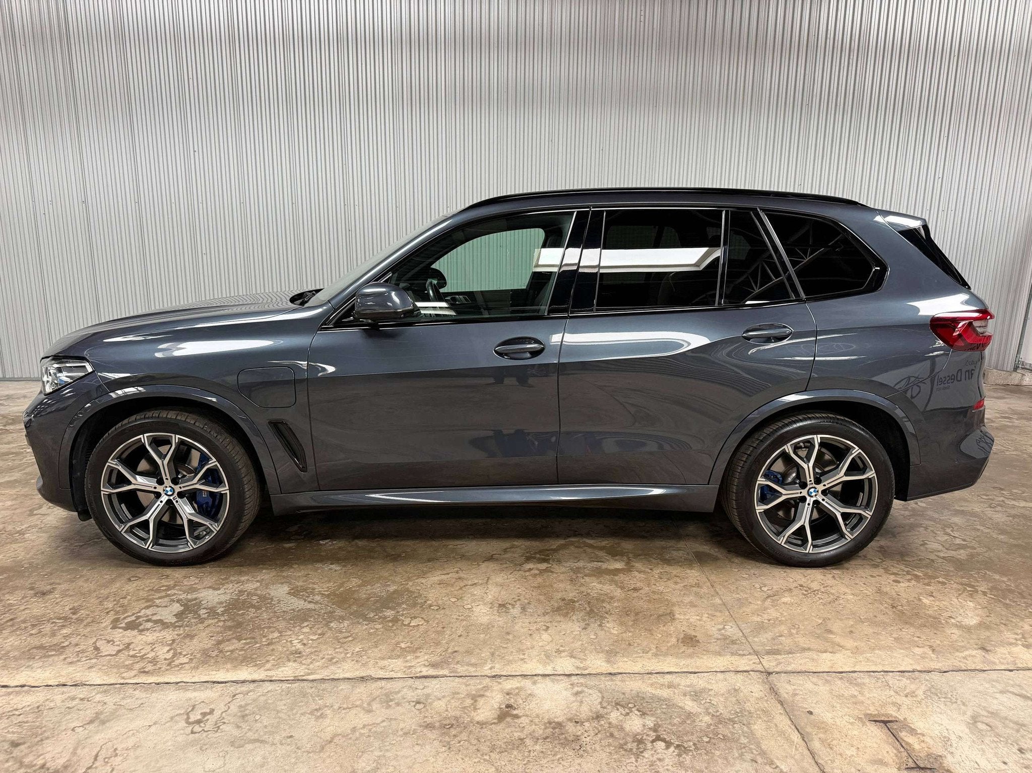 BMW X5 X5 PHEV 3.0AS xDrive45e M Sport Laser 21" Comfortzete, Autos, Cuir, Argent ou Gris, Achat, Entreprise
