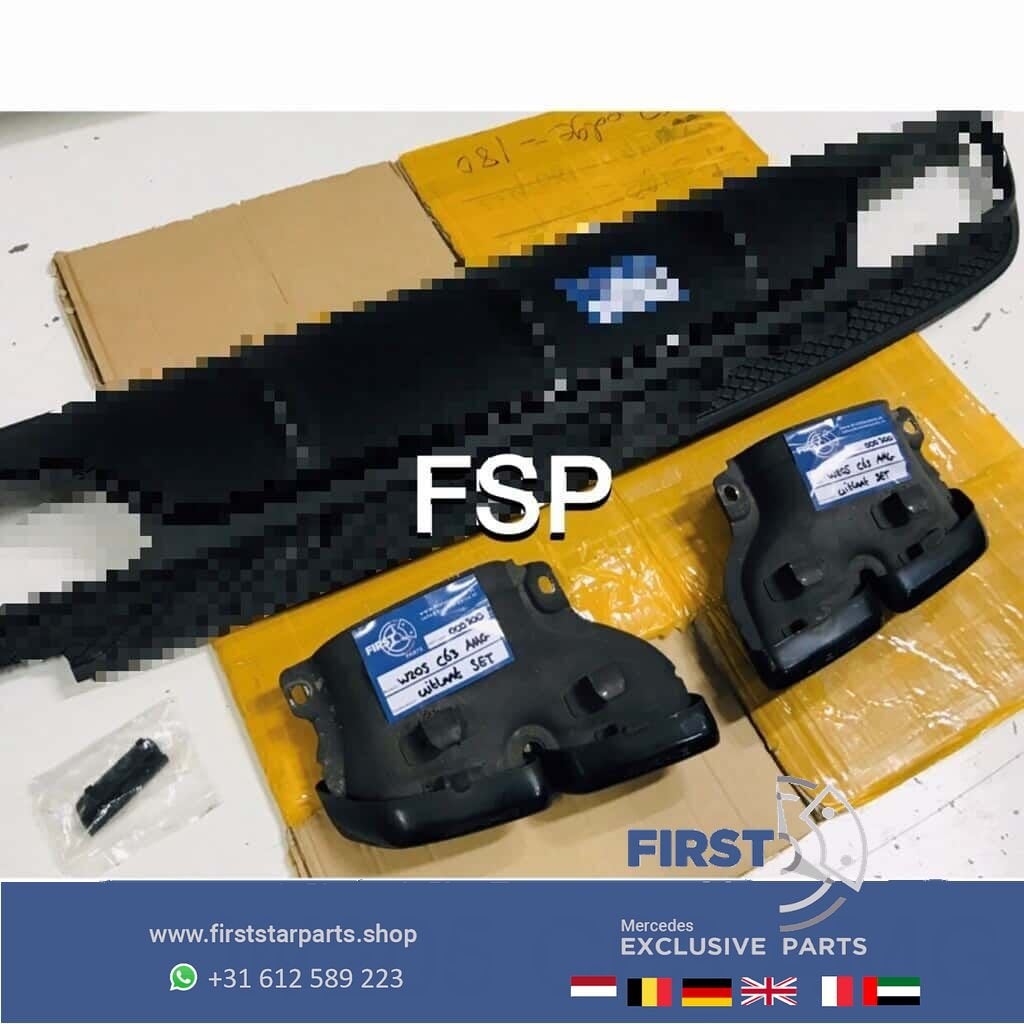 W205 C205 C63 AMG UITLAAT SIERSTUK LINKS / RECHTS Mercedes C, Utilisé, -, -, Enlèvement ou Envoi