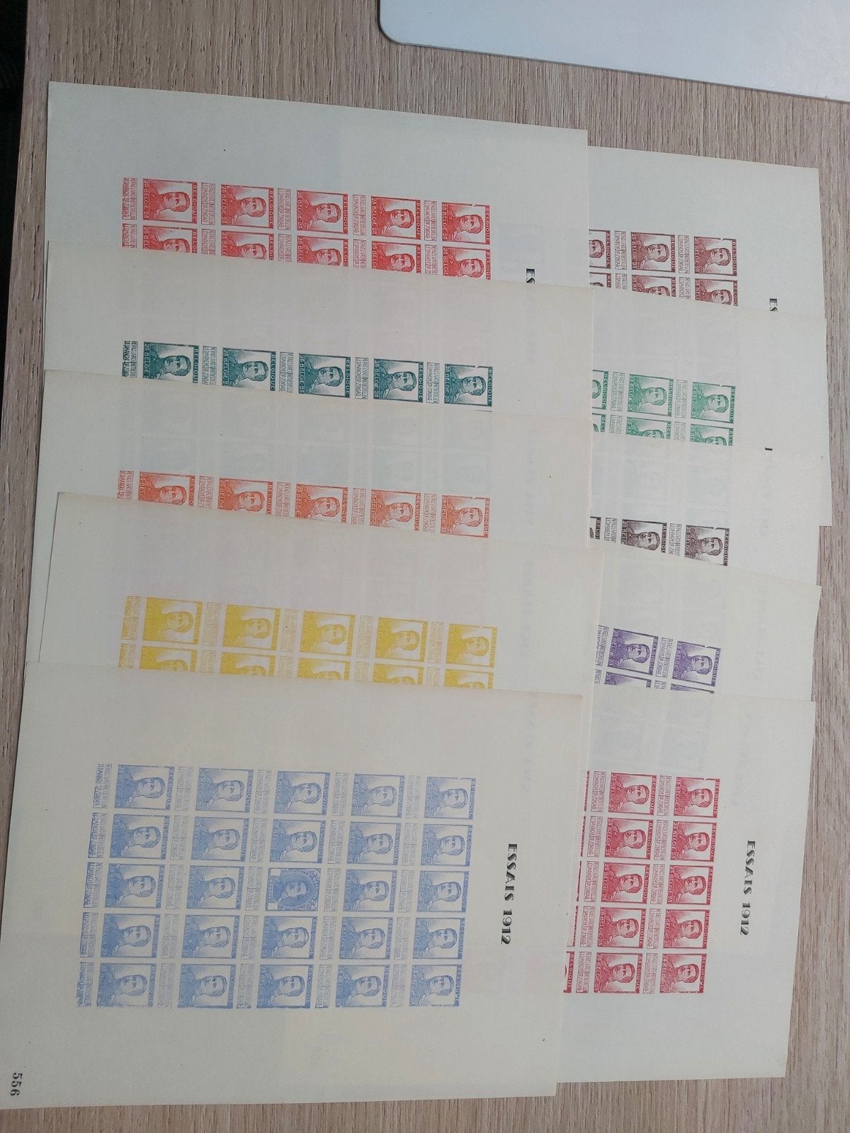 essais 1912, Postzegels en Munten, Ophalen