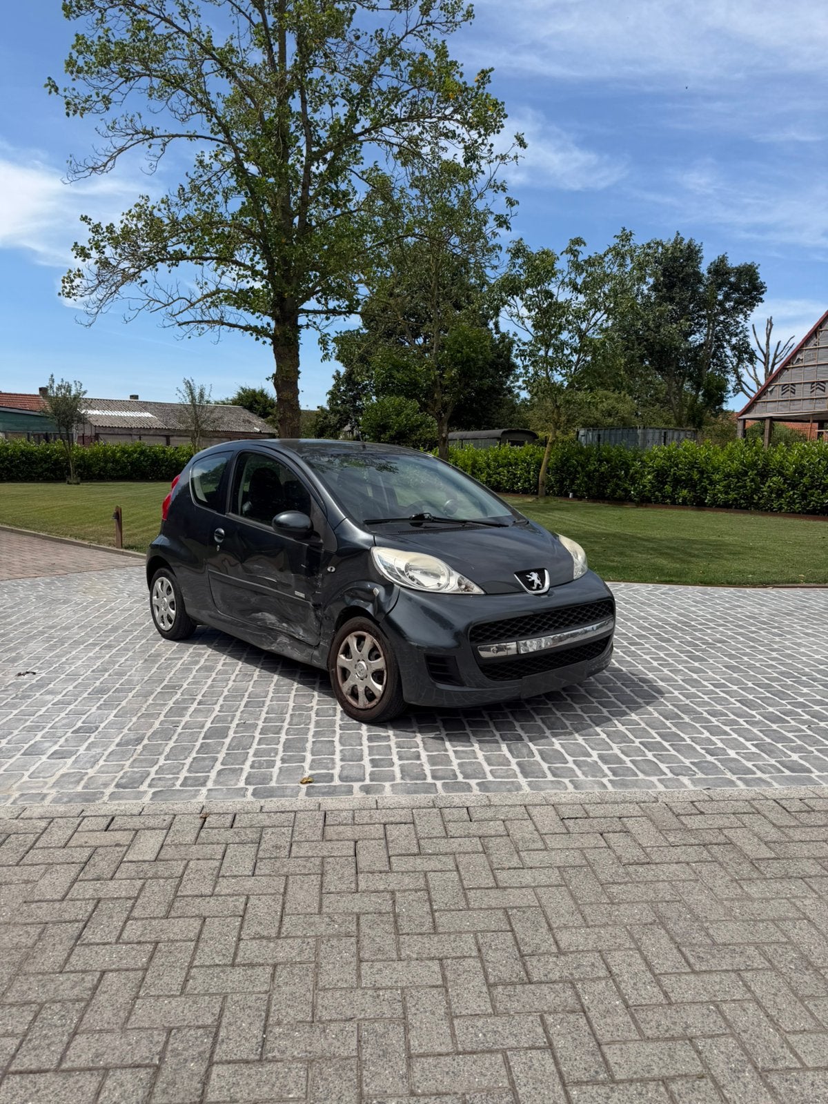 Peugeot 107 - 1.0 benzine - export, Auto's, Peugeot, 50 kW, Zwart, Leder, Handgeschakeld