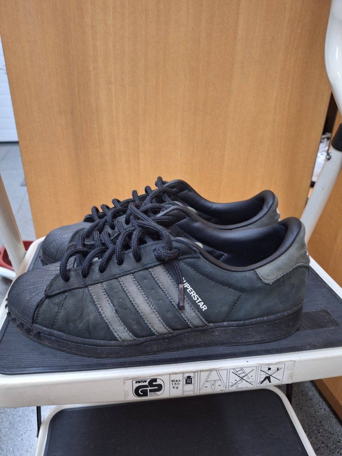Sneakers Adidas Superstar noires taille 43,5, Enlèvement ou Envoi, Adidas