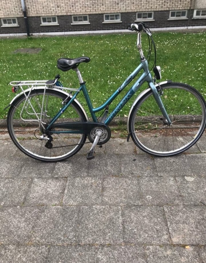 Trek damesfiets te koop - Nieuwstaat, Velgrem, Zo goed als nieuw, Ophalen, Overige merken