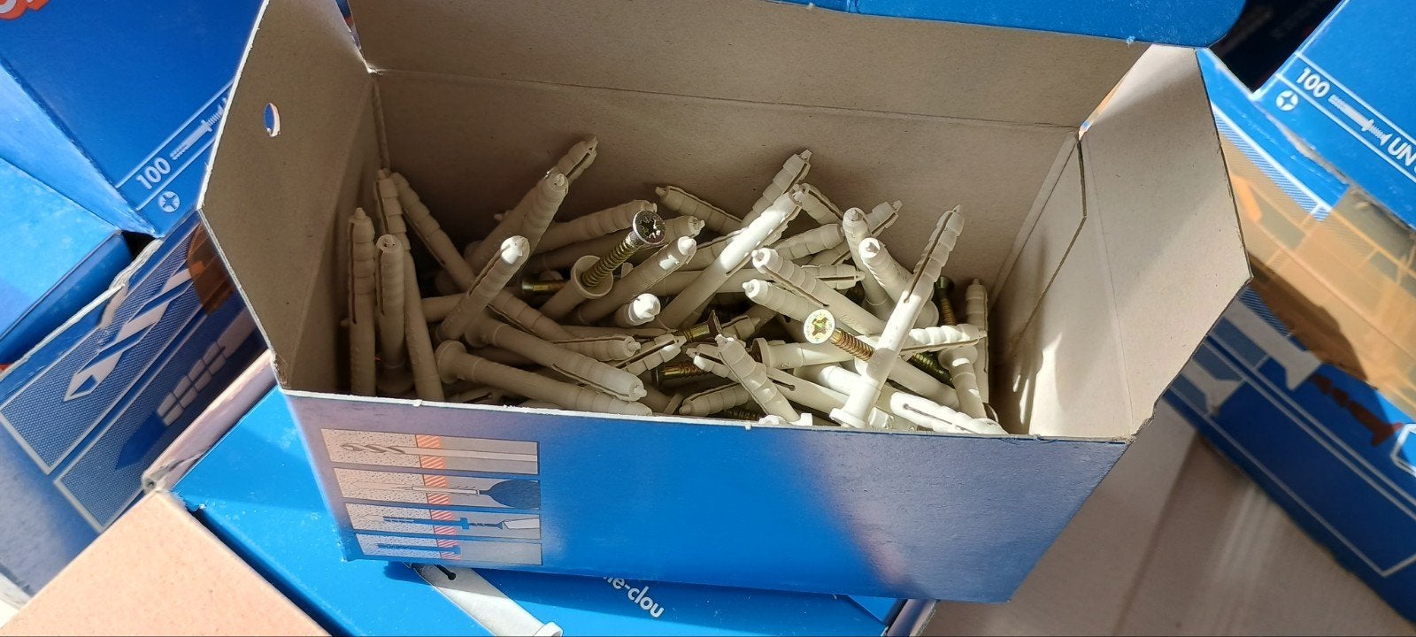 bevestigings materialen lot, Ophalen, Nieuw