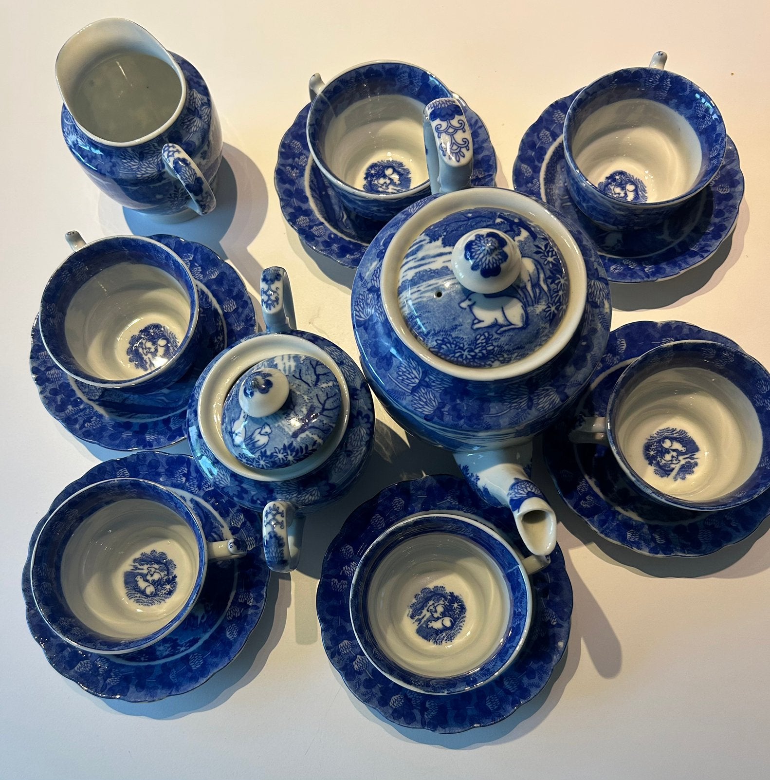 Zesdelig servies, Ophalen