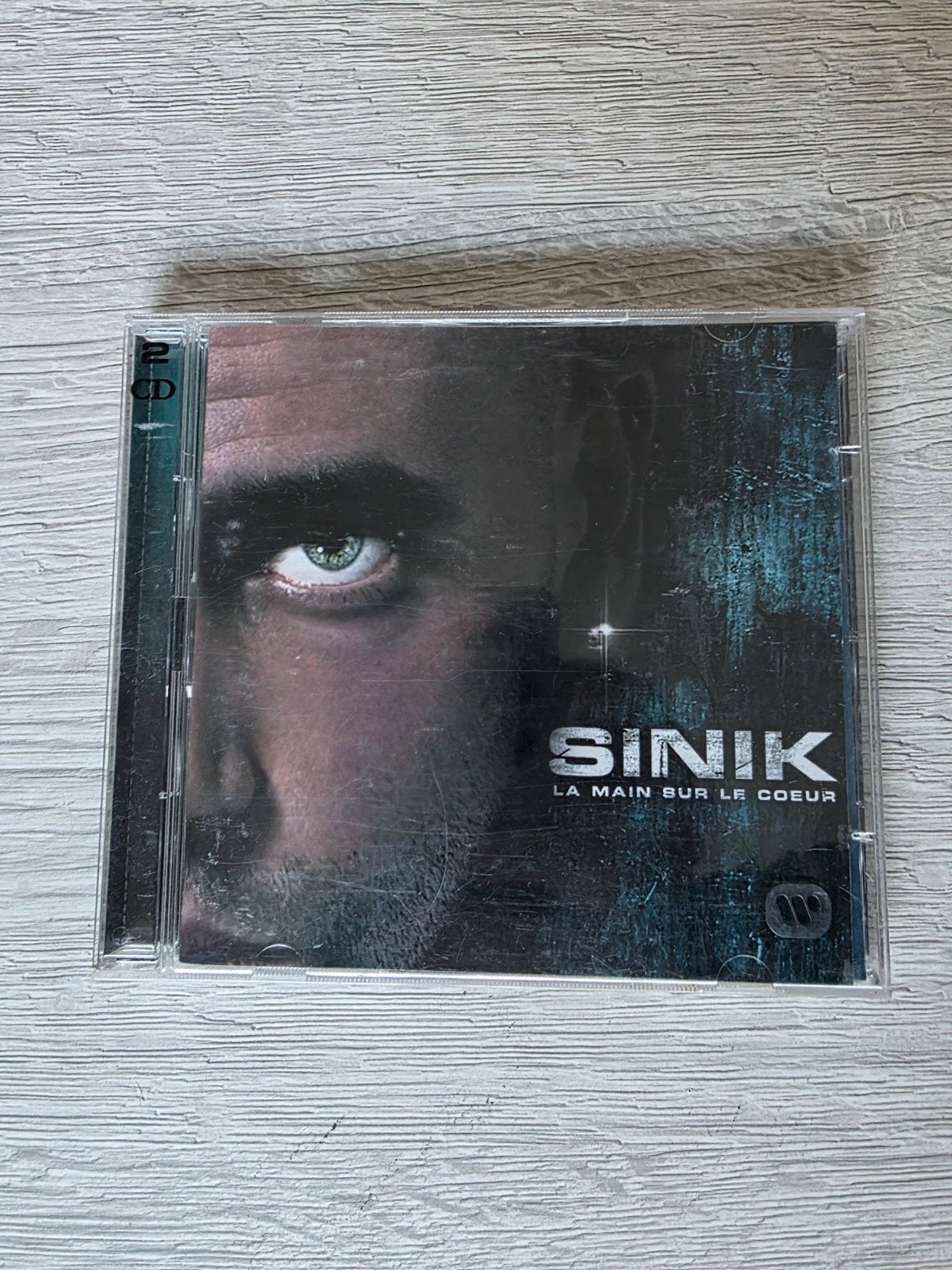 Sinik – La Main sur le cœur, CD & DVD, Enlèvement ou Envoi, Utilisé, Comprend un livret, Album