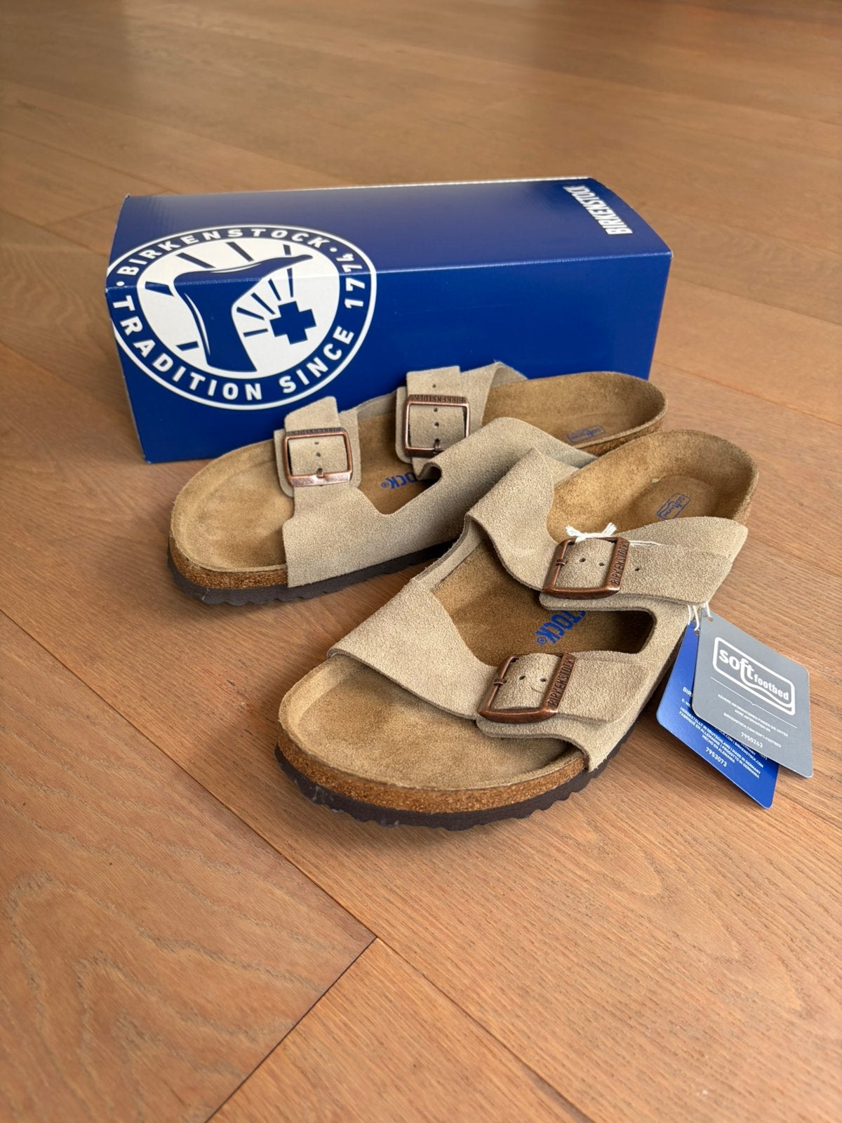 Nieuwe Birkenstock Arizona Taupe maat 43, Ophalen of Verzenden, Nieuw, Sandalen