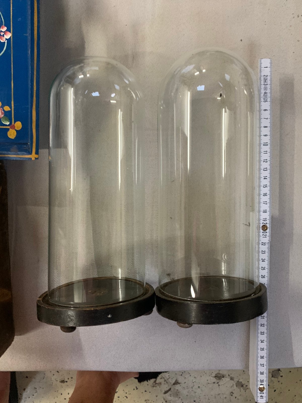 Stolpen per paar op houten voet, Ophalen