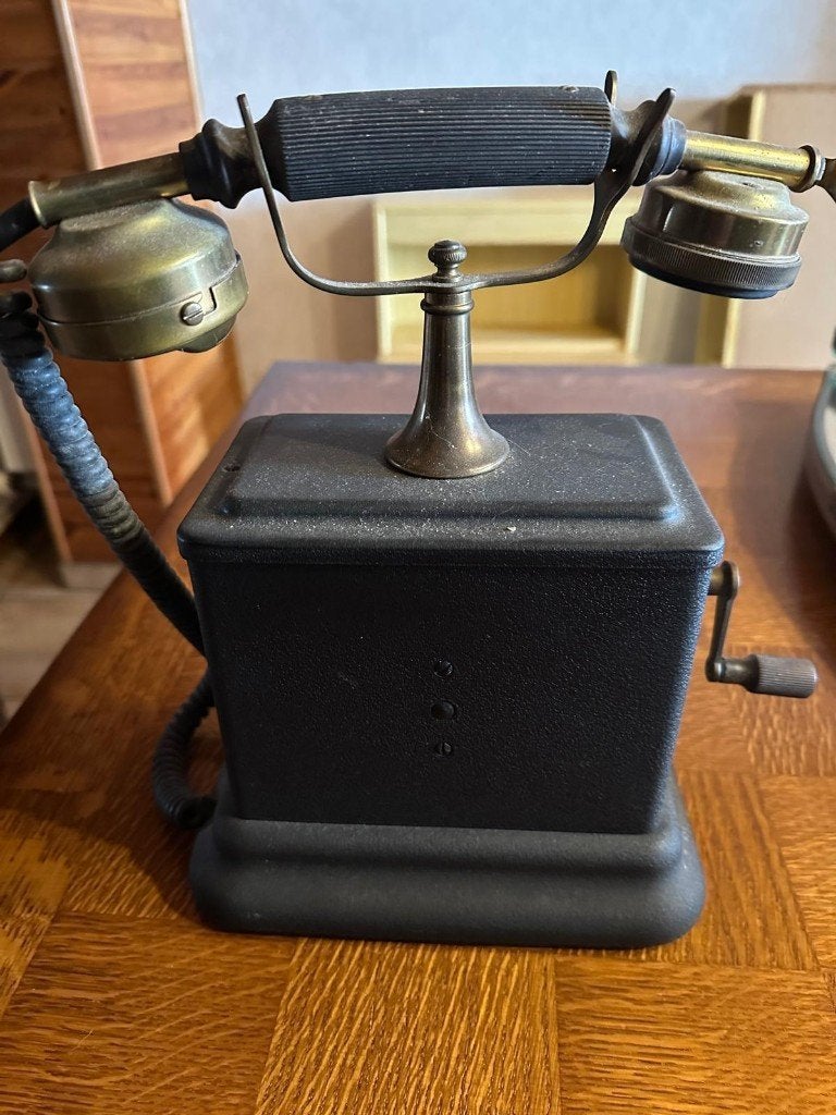 Authentieke antieke telefoon vintage, Ophalen