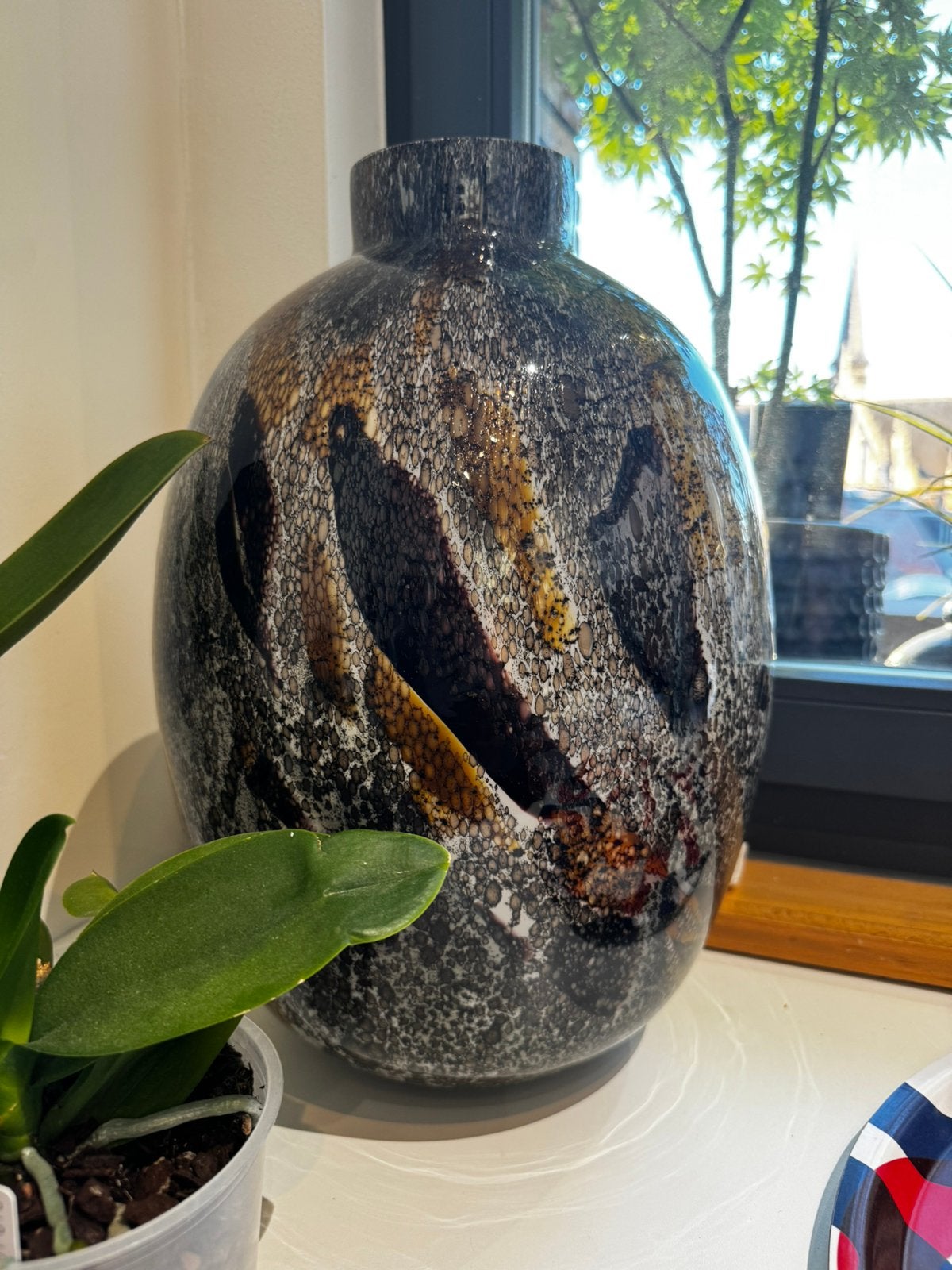 Magnifique vase en verre soufflé BoConcept – Effet moucheté, Enlèvement, Comme neuf, Marron, Verre