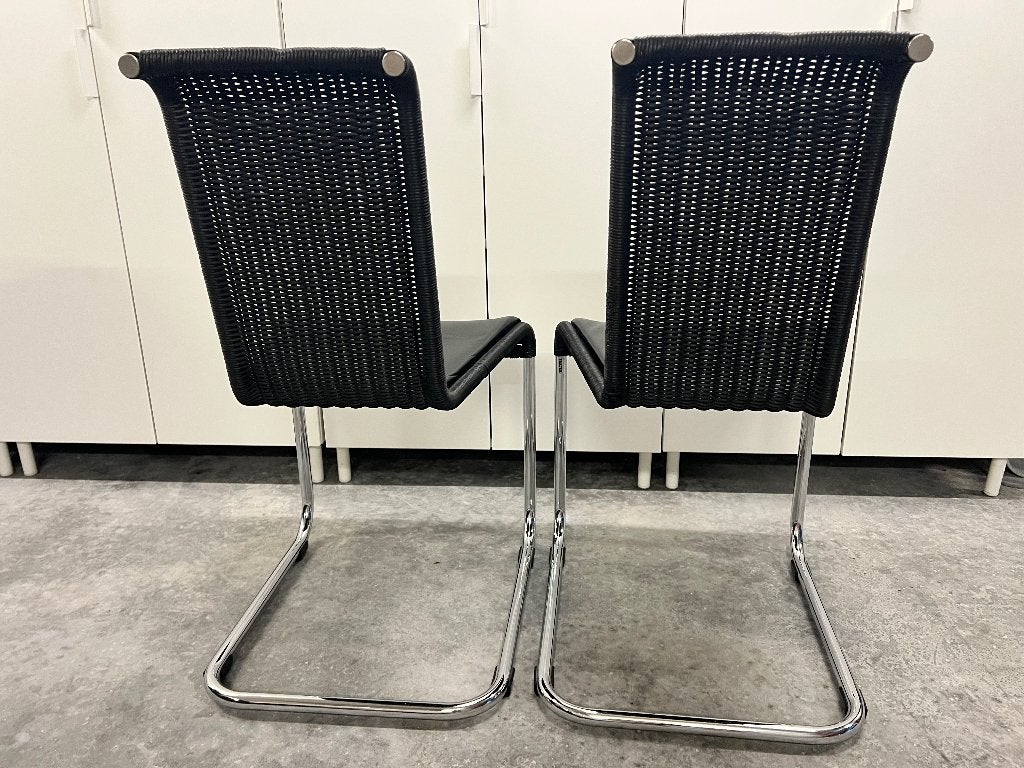 2 Tecta stoelen, Gebruikt, Twee, Leer, Zwart
