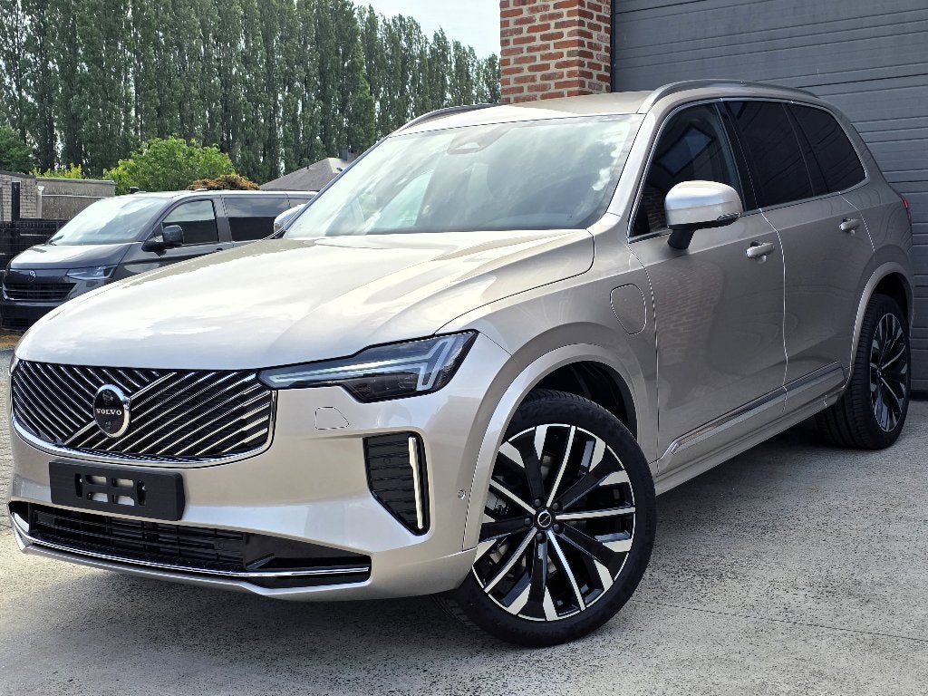 Volvo XC90 T8 - NIEUW 0KM - Plug In Hybride - 455 PK - 7Zits, 32 g/km, 7 zetels, Leder, Bedrijf