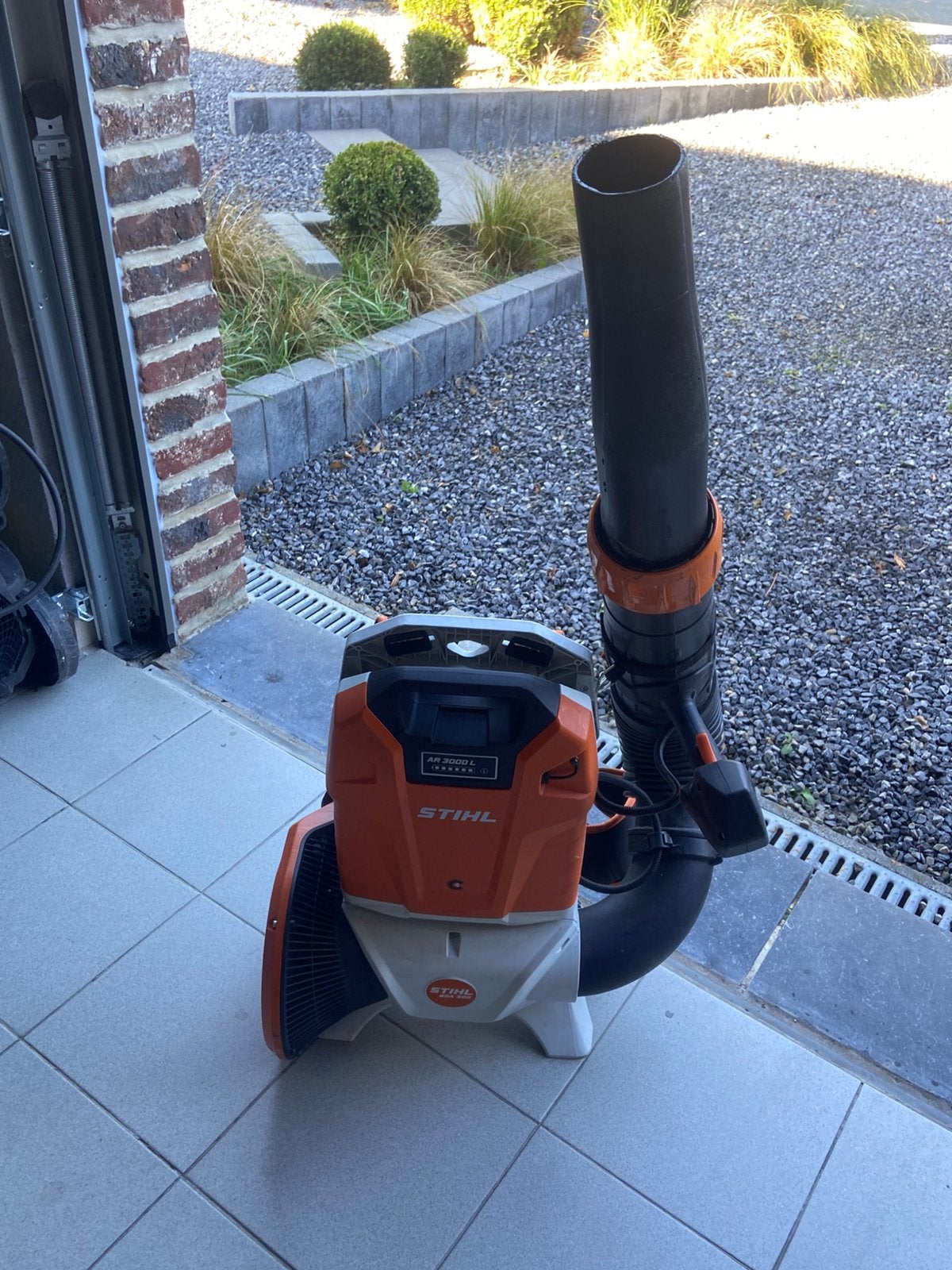 STIHL BGA300 ventilator, Tuin en Terras, Ophalen, Zo goed als nieuw, Accu