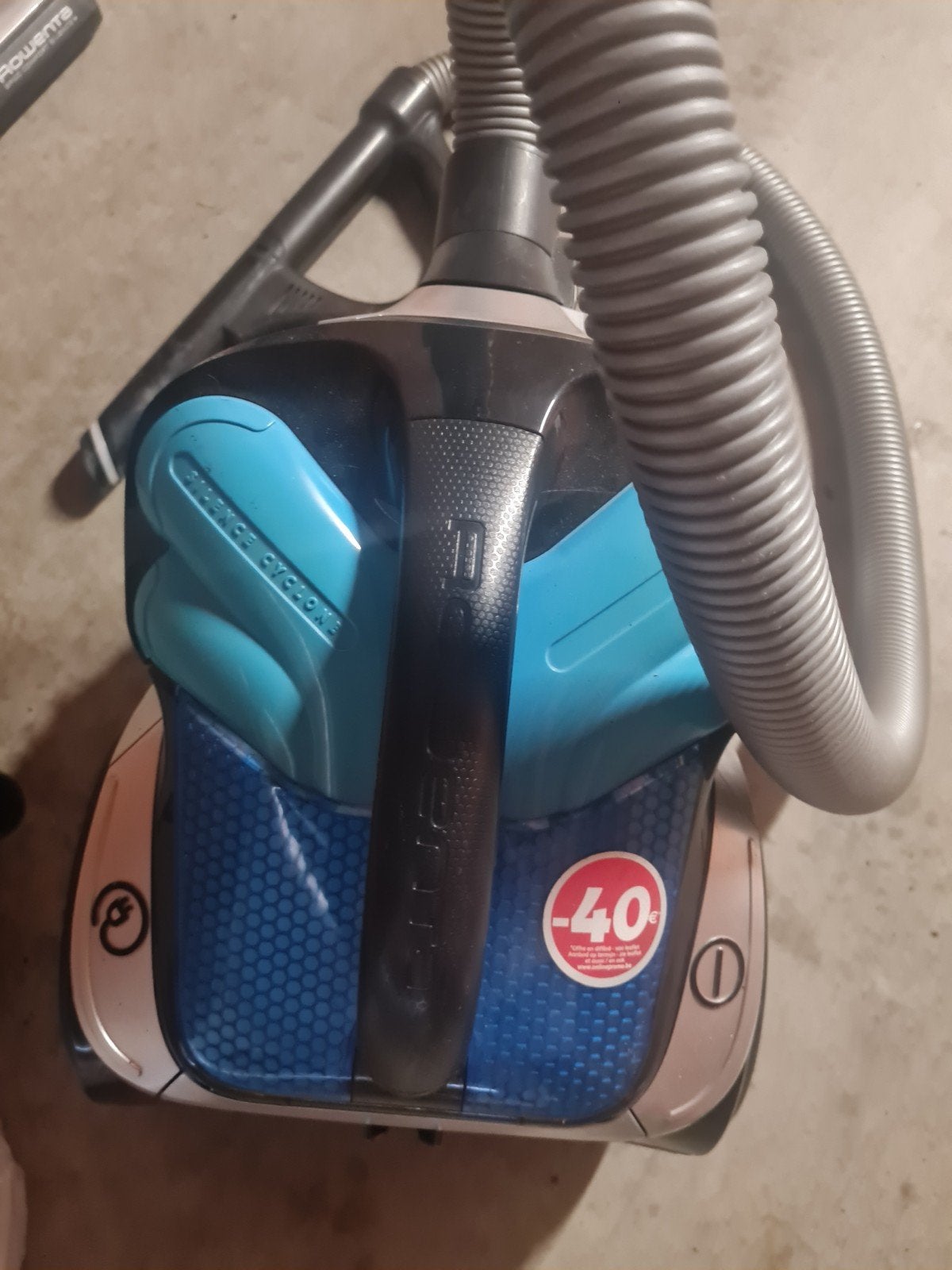 Aspirateur avec accessoires, Electroménager, Aspirateurs, Enlèvement, Rowenta