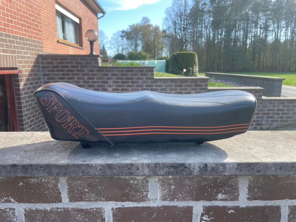 Retro bromfiets sportzadel, Ophalen, Gebruikt, Zadel