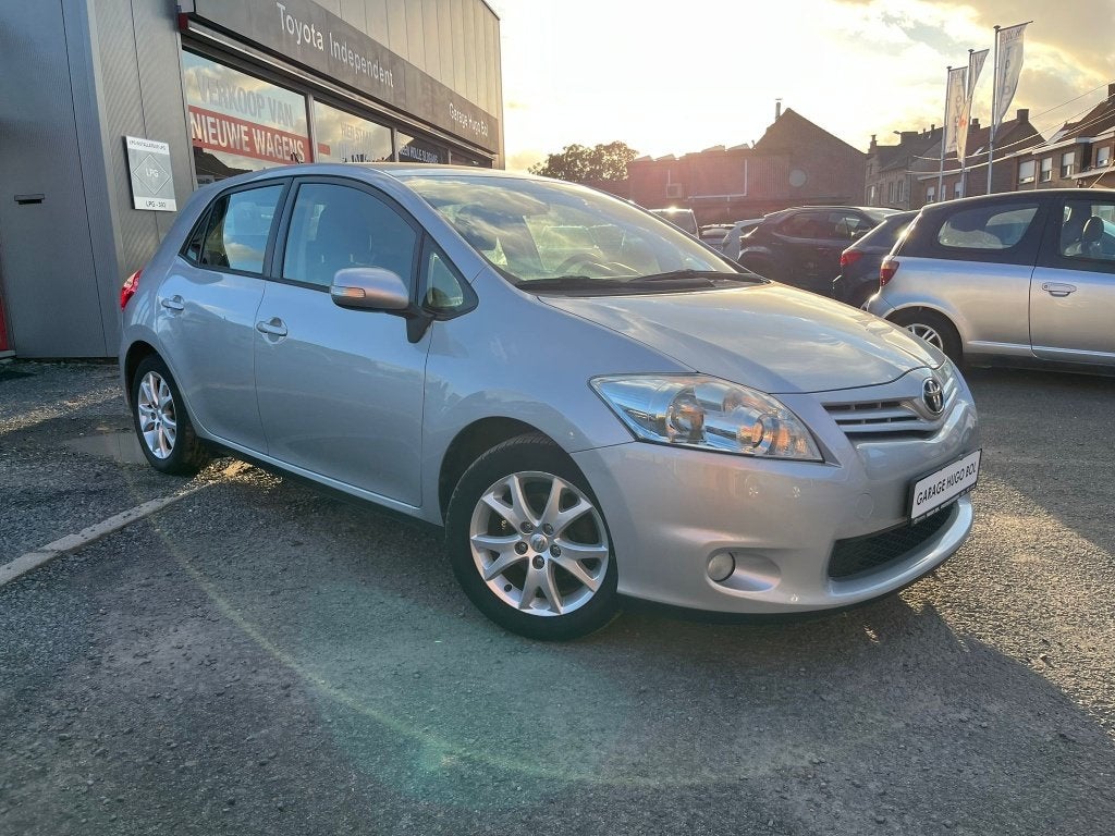 Toyota Auris Topline + waarborg, Auto's, Toyota, Voorwielaandrijving, Euro 5, Stof, 4 cilinders