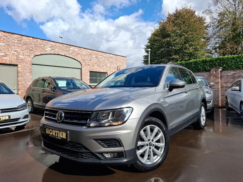 Vw Tiguan,1.5TSi/150pk/Autom,Alcantara,App St,Digi Cockpit, 1498 cc, 4 cilinders, Alcantara, Beige