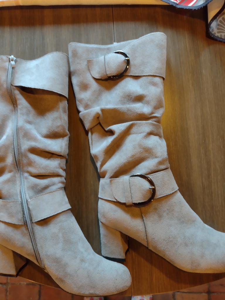 Hoge laarzen, Kleding | Dames, Schoenen, Ophalen, Hoge laarzen, Zo goed als nieuw, Grijs