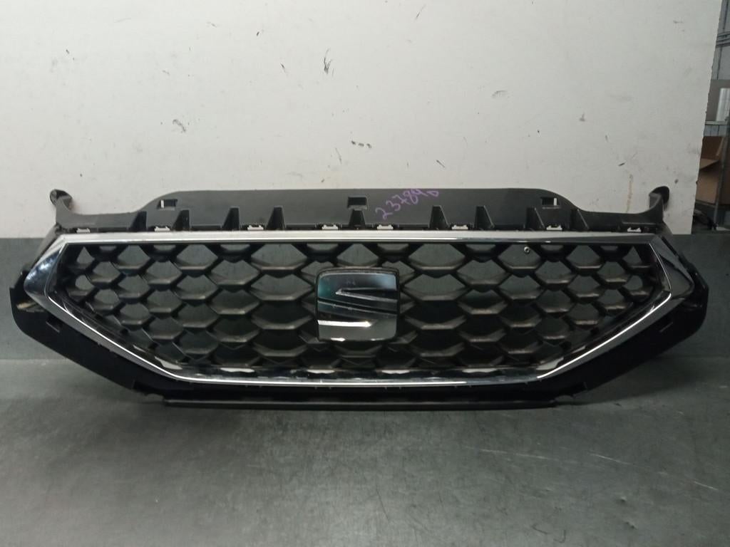 Calandre avant Seat Leon FR 5FA853651, Autovia A-2, Km 585 585
08760  Martorell, ES, SEAT S.A., Utilisé, Customercare@seat.es