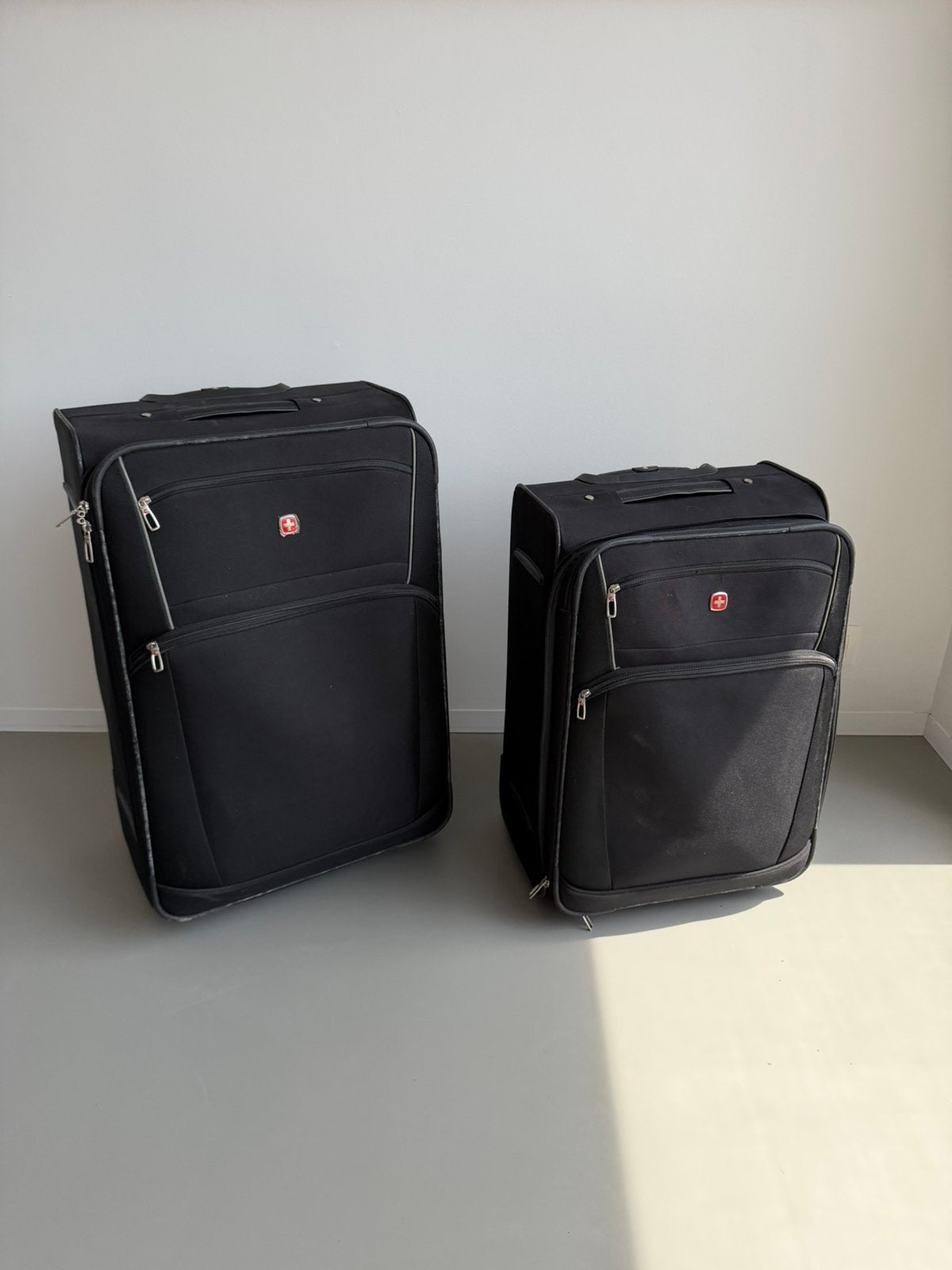 Set reiskoffers swiss gear 1+1 gratis, Ophalen, Zo goed als nieuw