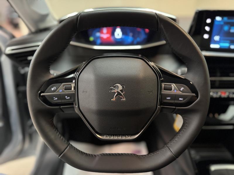 Peugeot 208 1.2i Allure Pack man6. LED|CARPLAY|CRUISE|DAB|PD, Argent ou Gris, Euro 6, Boîte manuelle, Noir