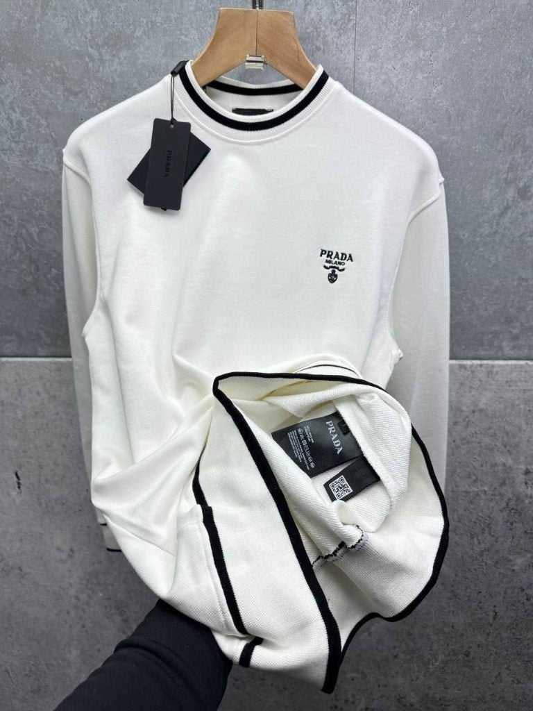 Prada sweaters, Ophalen of Verzenden, Maat 46 (S) of kleiner