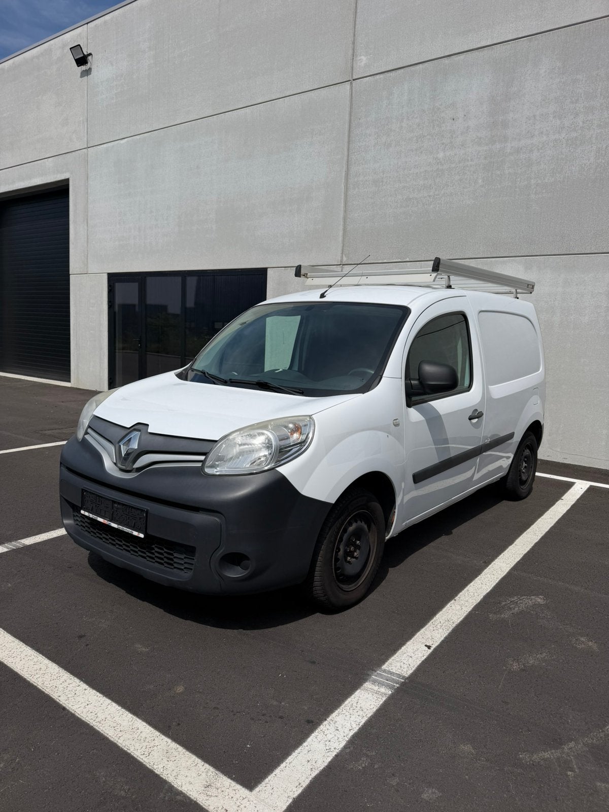 Renault Kangoo 1,5L 66kw Airco 135 000km Marge, Auto's, Bluetooth, Euro 6, Wit, Bedrijf